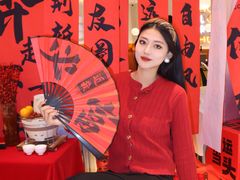 -黄记煌三汁焖锅(新佳丽江汉路店)