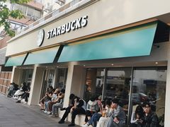 -星巴克(武康路店)