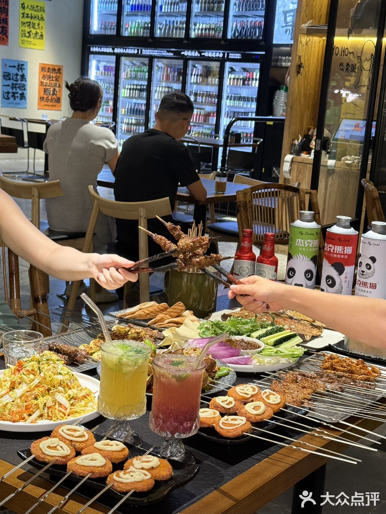 烤串配啤酒，这才叫周末