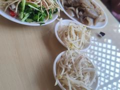 -闫家驴肉老店(华电一校店)