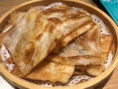 菠萝飞饼-小鱼小牛·鱼牛干锅·脆鱼火锅(世欧广场店)
