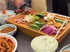 -东北范·金牌肘子·杀猪菜(美乐城店)