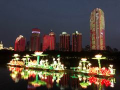 -万绿园