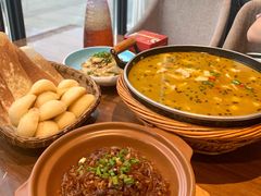 -有红鸡毛店·川菜(建设路店)