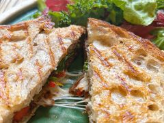 超级牛肉帕尼尼-O'mills Sourdough Bakery&Bistro(永嘉路店)