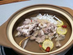 -四点金粥底火锅(沂州里店)