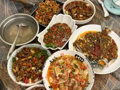 油浸鱼-羊子两室一厅(八一广场店)