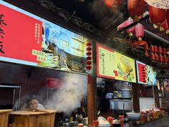 -客家大院·非遗赣南客家菜(郁孤台店)