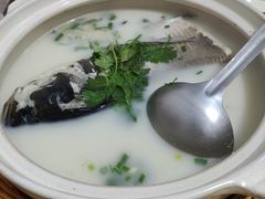 -天乐农家鱼头王(天目湖店)