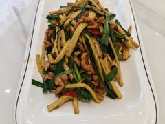 -钟记陕南菜·煎锅鱼(红专南路店)
