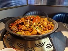 -徐记小怪兽肉蟹煲(中央大街店)