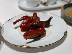 脆皮妙龄鸽-新荣记(建国门外大街店)
