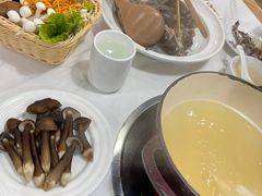-黑鸡小馆(金源店)