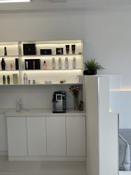 点击看大图 -Hello Lady发型设计