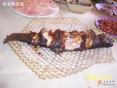 烤虹鳟鱼-北京水岸山吧度假村(雁栖镇店)