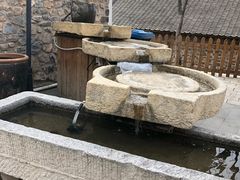 -百里峡七彩艺术小镇