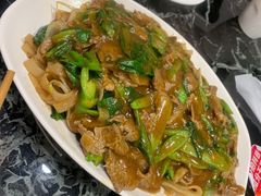 炒牛河（湿）-潮汕美牛肉丸火锅店(天宁寺店)