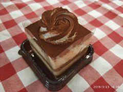 提拉米苏蛋糕-红宝石·鲜奶小方·海派西点房(南丹店)