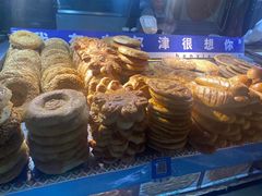 -布尔津河堤夜市