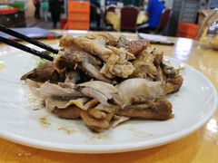 -鹏城人家海鲜酒家·23年老字号(较场尾店)