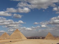 -吉萨金字塔群