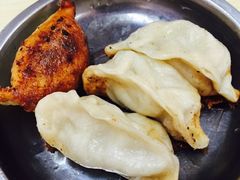 -黄阿姨锅贴大王(万航渡路店)