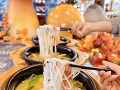 -桥香园过桥米线(国贸店)