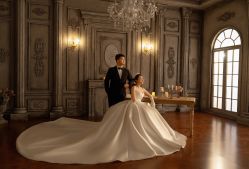 -雪中彩影婚纱摄影·微光艺术中心