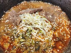 酸菜麻辣牛肉面-胜面