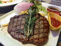 黑椒西冷牛排-山色西餐·柴火烤披萨