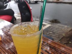 -伙记茶档(龙海风情小镇店)
