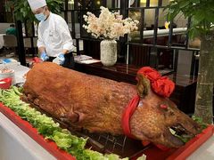-广州万富希尔顿酒店·感趣自助餐厅·金秋蟹宴生蚝海鲜刺身