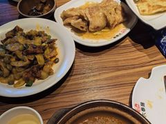 -六泰居·尔滨地标·东北菜(松北店)