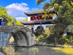 -汇龙潭