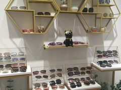 -肆兮眼镜·蔡司·徕卡战略合作店(大坪店)