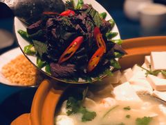 -湘轩·土菜研究院(光大店)