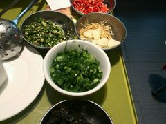 -颜氏双江清水鱼一养身火锅(磁器口店)