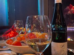 -大连君悦酒店 · VIVA(星海广场店)