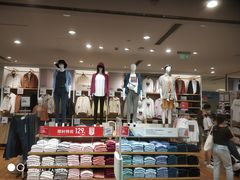 -优衣库(上海虹口龙之梦店)