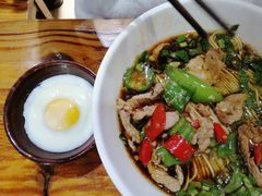 辣椒炒肉面-肆姐面粉馆(坡子街店)