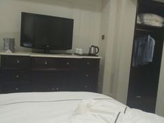 -茂名熹龙国际大酒店(人民广场高铁站店)