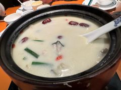 -老阿爸鲜鱼土菜(昆山花桥店)