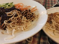 -鼓楼吃面·肉啃肉(南锣鼓巷店)