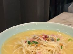 -港丽餐厅(高德置地店)