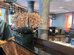 -八府香鸭·啫啫煲(华山路店)