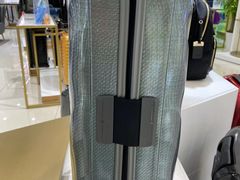 -百盛(莘庄店)