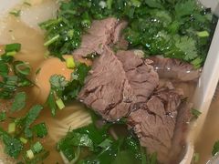 -嘻小北·兰州清汤牛肉面(太平洋森活天地店)