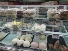 零售区-白玉兰食品(中山公园龙之梦店)