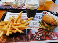 -The Habit Burger Grill 哈比特汉堡(复兴soho店)