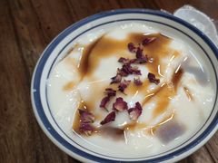 -云阿蛮云南生烫牛肉米线(奉贤路店)